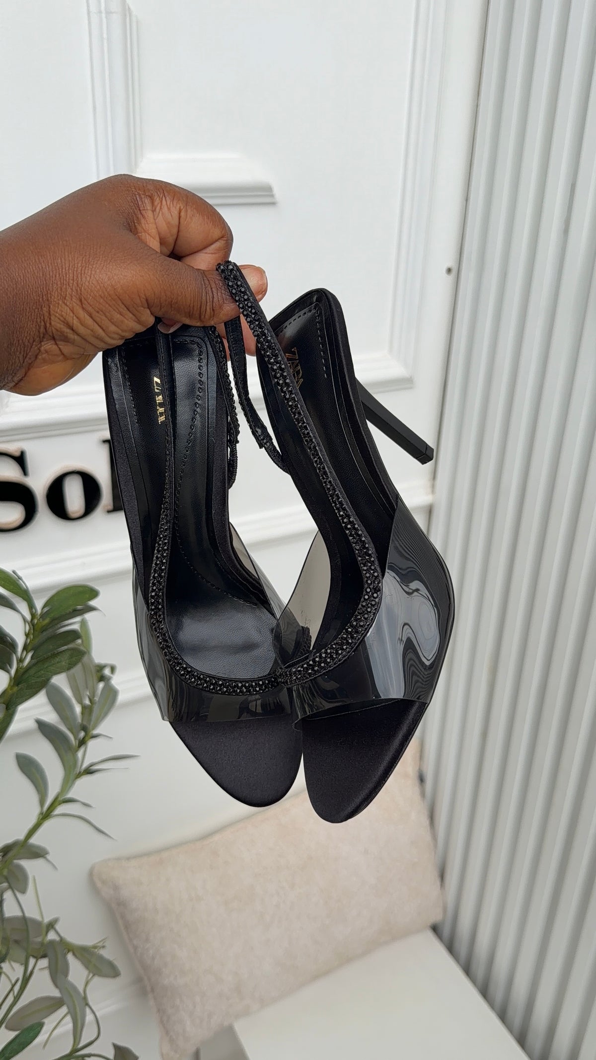 Capri black heels