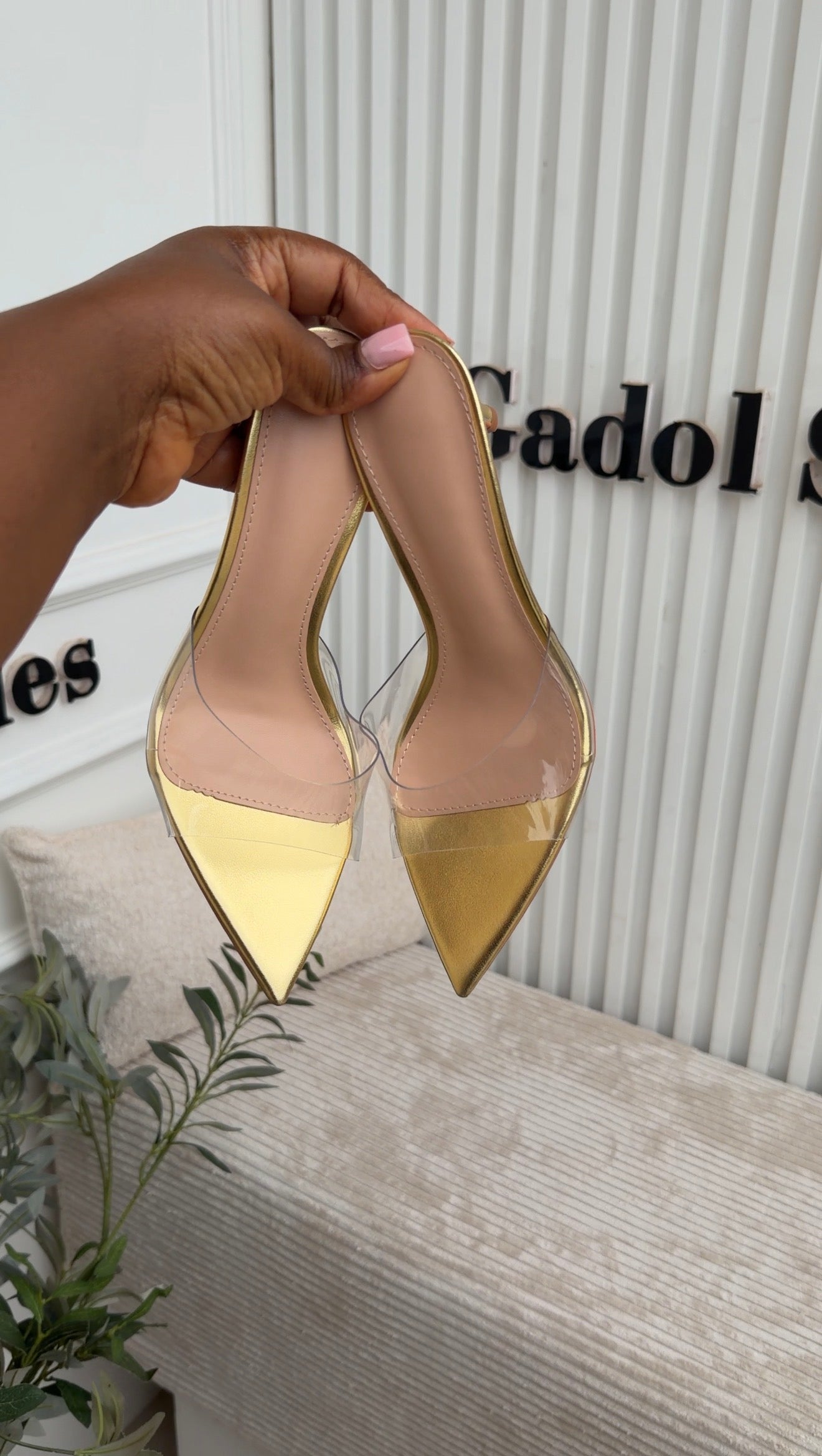 Winnie Gold PVC mules