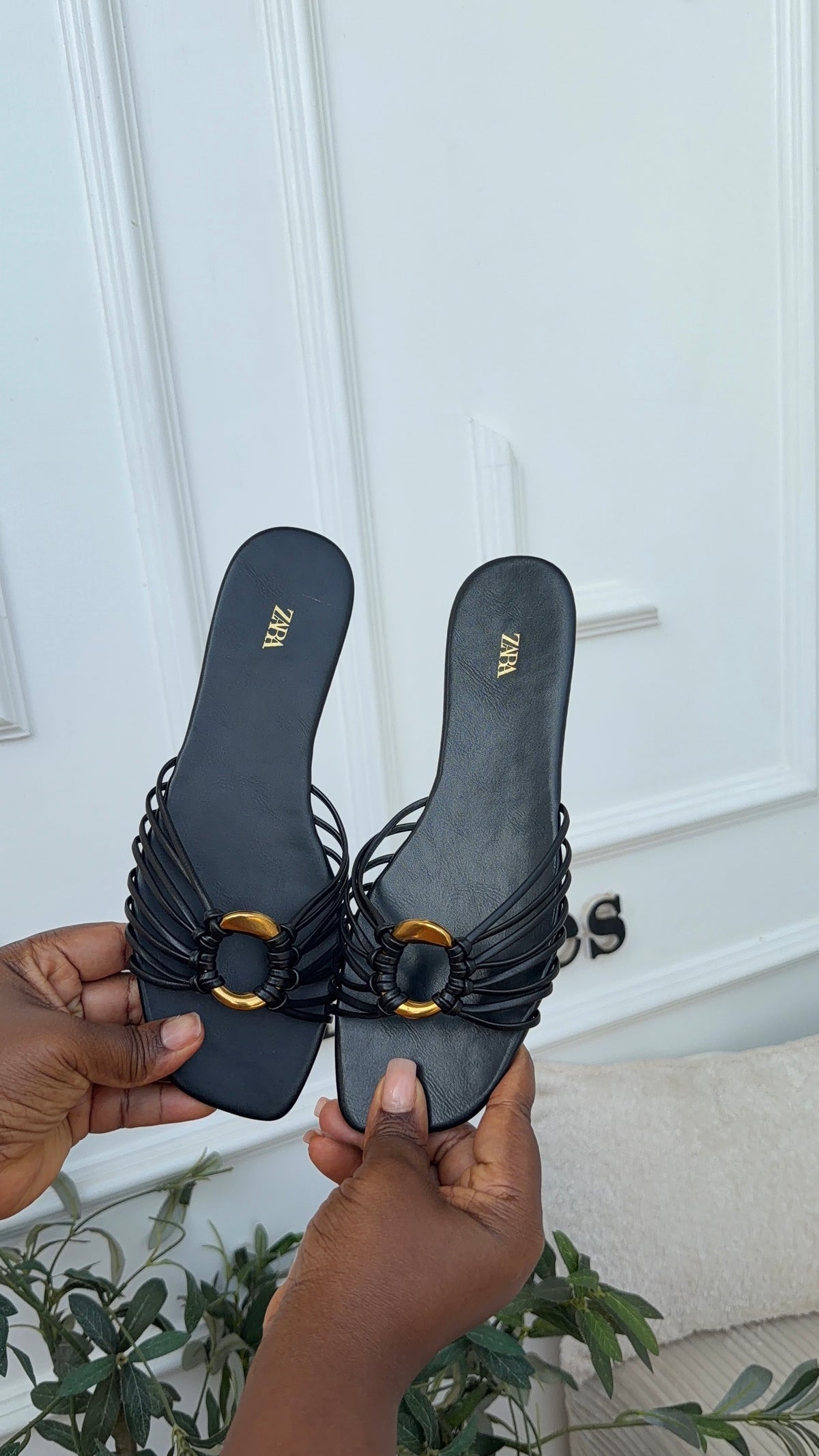Muse black flats
