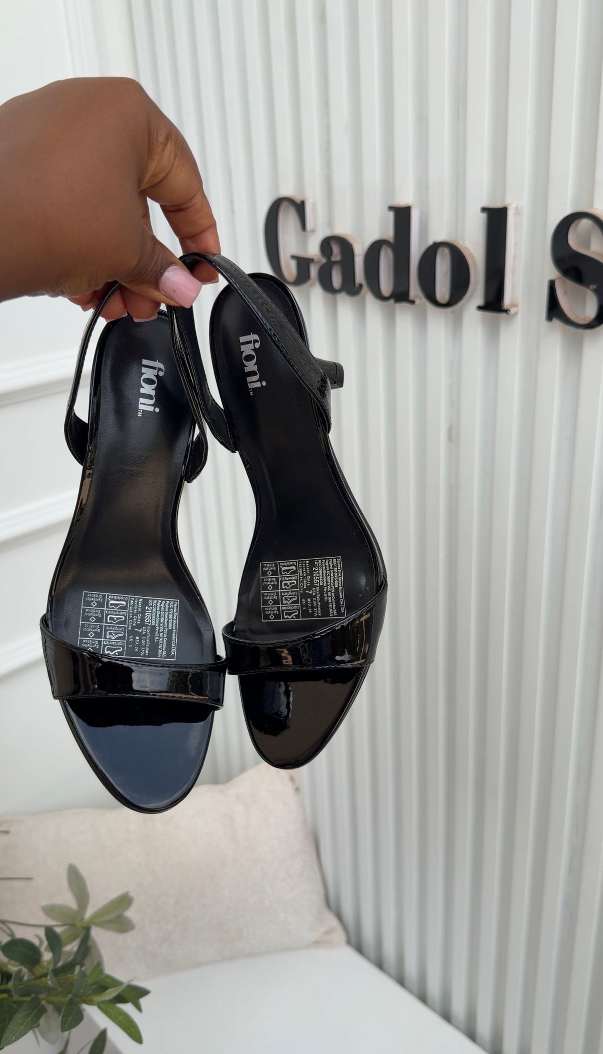 Leona sandal heels