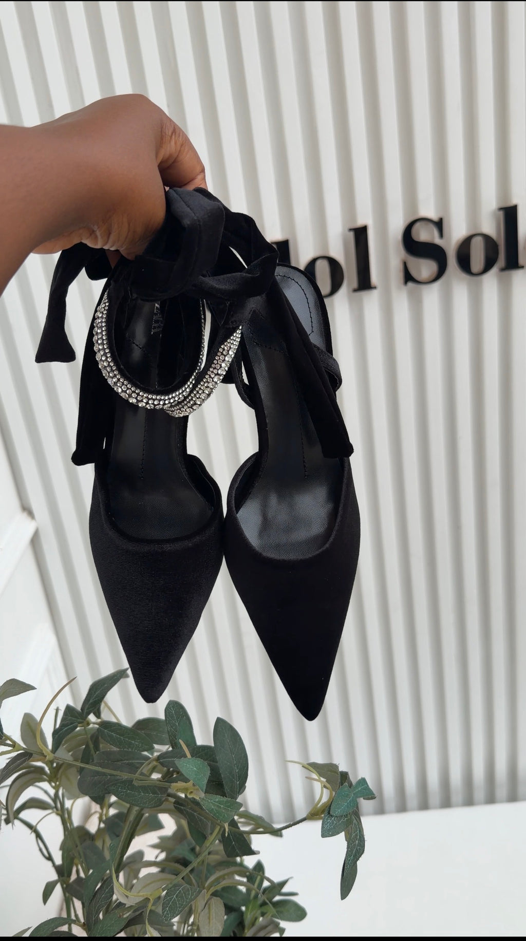 Elaine black heels