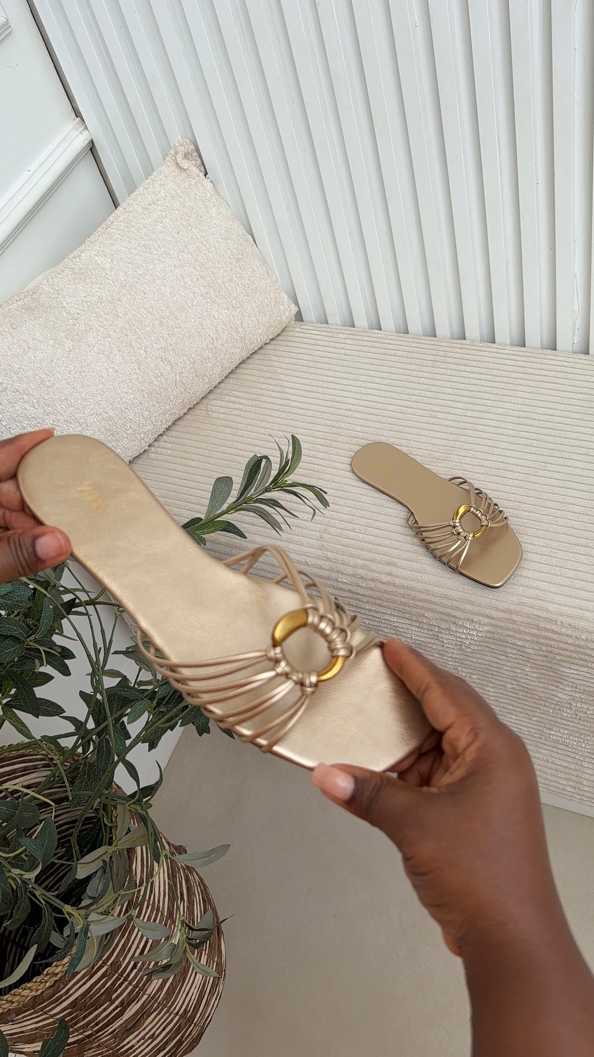 Muse gold slides