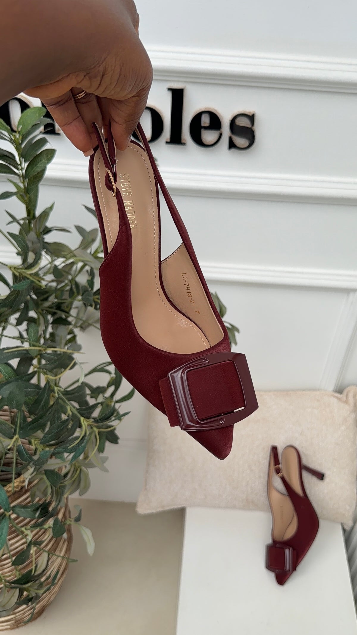 Daisy maroon sling back