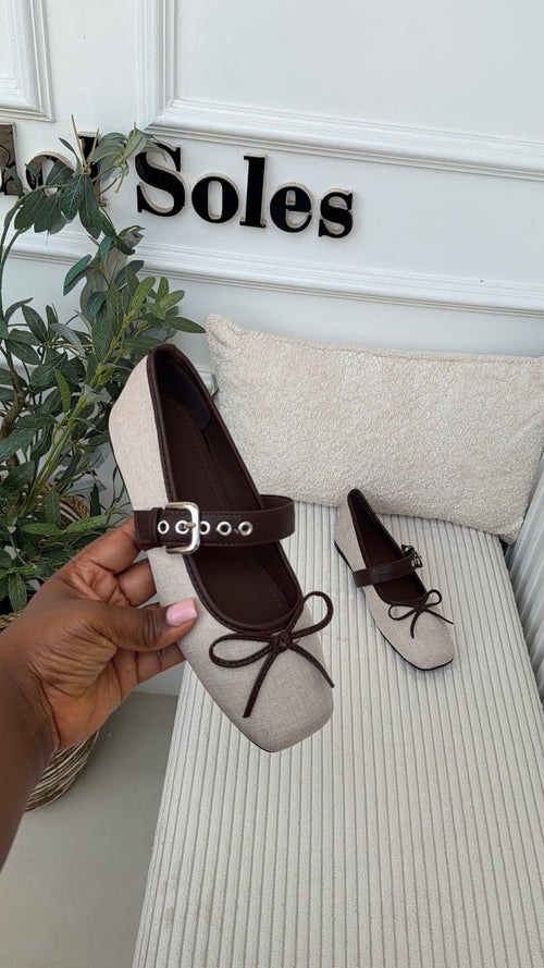 Alexa flats