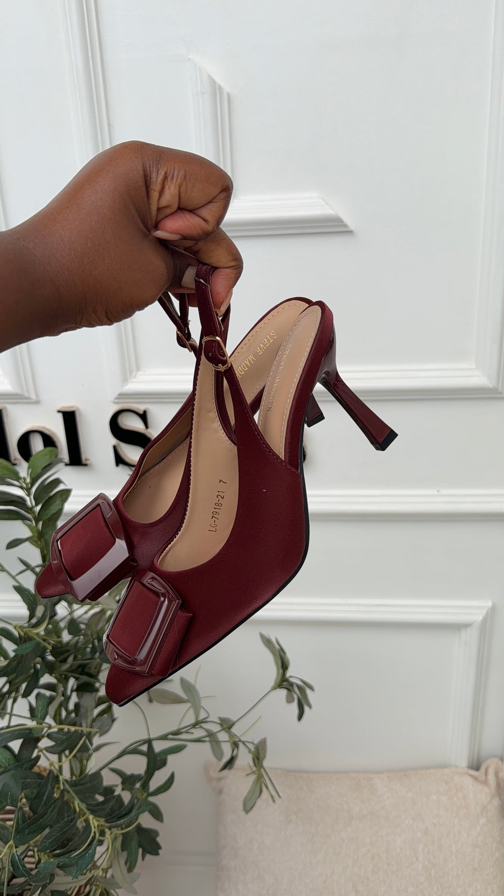 Daisy maroon sling back
