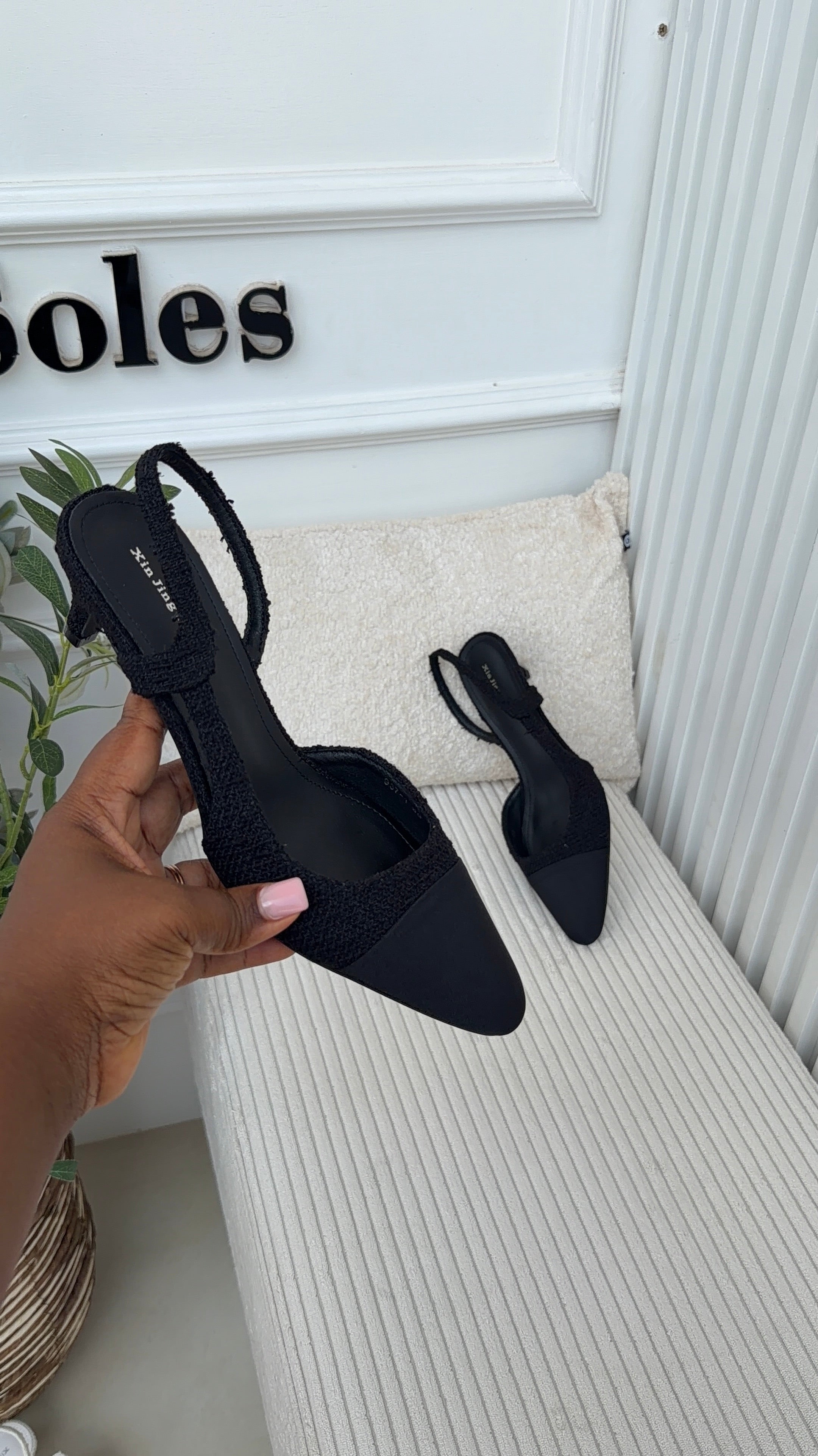 Esther Slingback Kitten heels Black