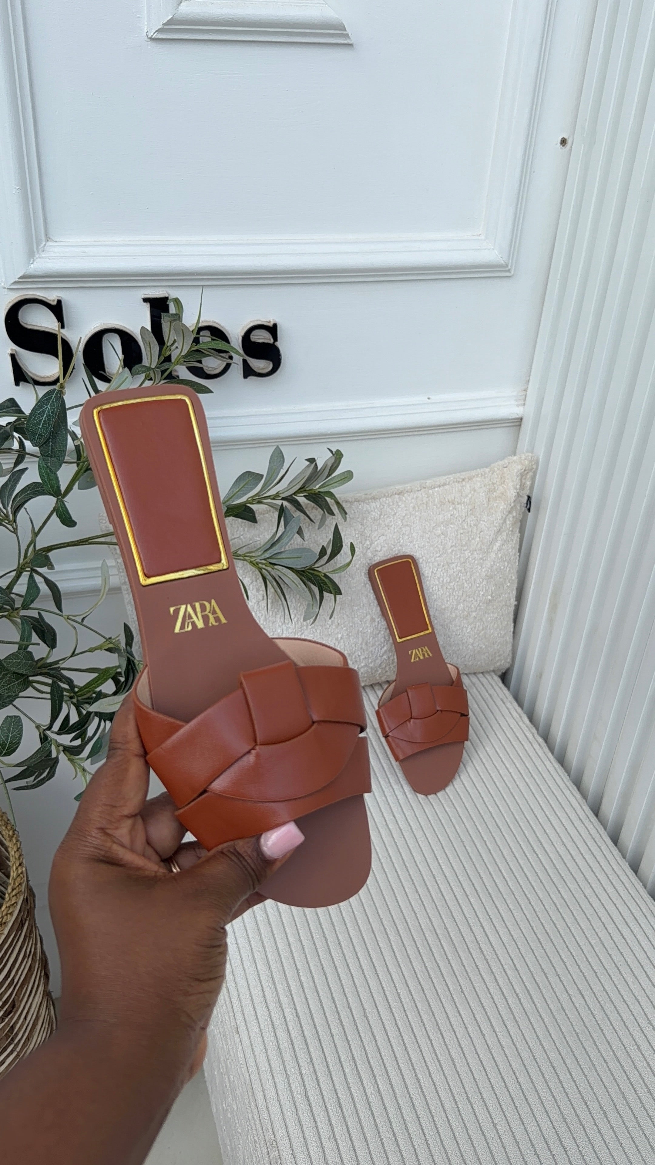 Sally Flat slippers Brown