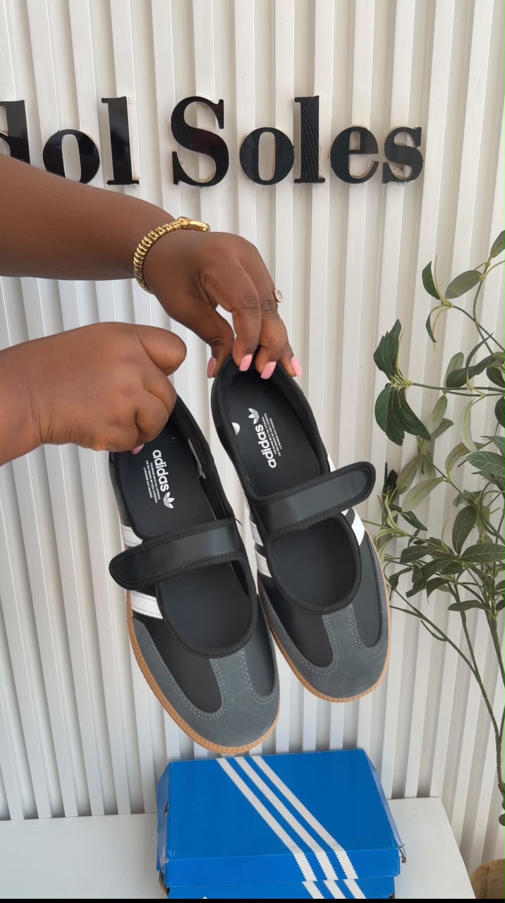 Samba Jane Noir Sneakers