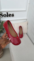 Samuelle Tabi flats Red