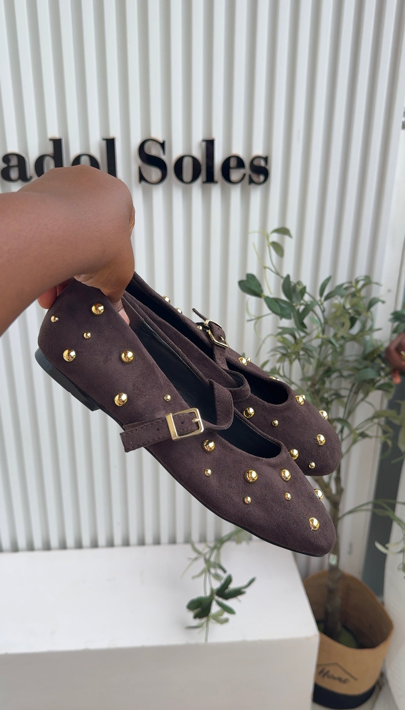 Thalia Brown Flats